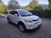 Usata Toyota Urban Cruiser Luxury 90 CV (66 kW) 2010 Bianco Utilitaria