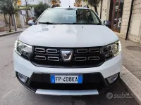 Usata Dacia Sandero Stepway 90 CV (66 kW) 2018 Bianco Berlina
