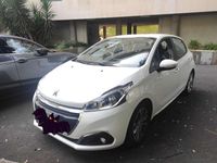 Usata Peugeot 208 Active 82 CV (60 kW) 2017 Utilitaria