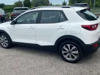 Usata Kia Stonic 84 CV (61 kW) 2023 Bianco SUV