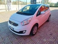 Usata Kia Venga 115 CV (84 kW) 2011 Bianco Utilitaria