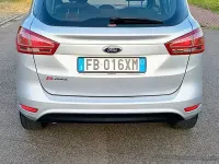 Usado Ford B-MAX 75 CV (55 kW) 2015 Gris Monovolumen