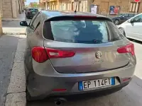 Usata Alfa Romeo Giulietta 120 CV (88 kW) 2012 Grigio Utilitaria