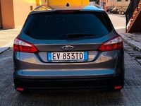 Usata Ford Focus 120 CV (88 kW) 2014 Grigio Station wagon