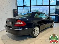 Usata Mercedes CLK220 Avantgarde 150 CV (110 kW) 2006 Blu Coupé