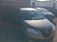 Usata Lancia Ypsilon 69 CV (50 kW) 2015 Marrone Utilitaria