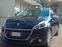 Usata Peugeot 208 Allure 83 CV (61 kW) 2019 Nero Utilitaria