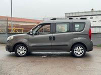Usata Fiat Doblò 119 CV (87 kW) 2017 Grigio Monovolume