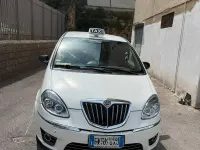 Usata Lancia Musa 90 CV (66 kW) 2012 Bianco Monovolume