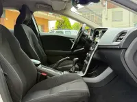 Usata Volvo V40 Summum 115 CV (84 kW) 2014 Bianco Berlina