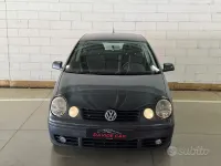 Usata VW Polo Trendline 75 CV (55 kW) 2003 Grigio Berlina
