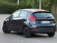 Usata Ford Fiesta 92 CV (67 kW) 2011 Nero Berlina