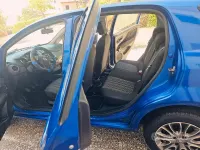 Usata Fiat Punto Evo 77 CV (56 kW) 2011 Bluazzurro Utilitaria