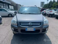 Usata Kia Sorento Active 140 CV (102 kW) 2006 Grigio SUV