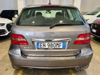 Usata Mercedes B180 Executive 116 CV (85 kW) 2010 Grigio Monovolume
