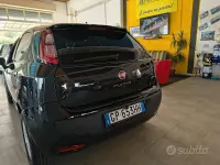 Usata Fiat Punto Evo Dynamic 75 CV (55 kW) 2011 Nero Utilitaria