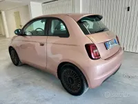 Usata Fiat 500e Red 69 kW (95 CV) 2022 Bianco Berlina