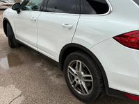 Usata Porsche Cayenne 245 CV (180 kW) 2012 Bianco SUV