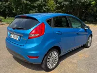 Usata Ford Fiesta 97 CV (71 kW) 2011 Bluazzurro Berlina