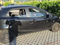 Usata Mazda 2 75 CV (55 kW) 2008 Nero Utilitaria