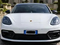 Usata Porsche Panamera 4 Platinum Edition 462 CV (339 kW) 2024 Bianco Utilitaria