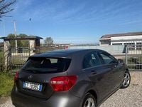 Usata Mercedes A180 108 CV (79 kW) 2015 Grigio Berlina
