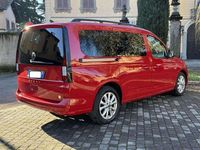 Usata VW Caddy Maxi California 122 CV (89 kW) 2022 Rosso Monovolume