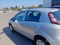 Usata Fiat Grande Punto 77 CV (56 kW) 2013 Grigio Utilitaria