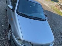 Usata Fiat Punto 73 CV (53 kW) 1997 Argento Berlina