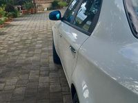 Usata Alfa Romeo 159 Progression 136 CV (100 kW) 2011 Bianco Berlina