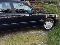 Usata Mercedes C220 1997 Blu Berlina