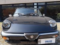 Usata Alfa Romeo Spider 104 CV (76 kW) 1984 Nero Cabrio