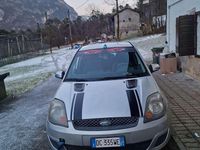 Usata Ford Fiesta Titanium 68 CV (50 kW) 2006 Utilitaria