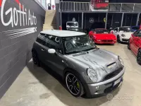 Usata Mini Cooper S 170 CV (125 kW) 2006 Grigio Utilitaria