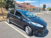Usata Ford Fiesta Titanium 75 CV (55 kW) 2015 Nero Utilitaria