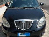 Usata Lancia Ypsilon 75 CV (55 kW) 2010 Nero Utilitaria