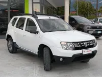 Usata Dacia Duster Lauréate 109 CV (80 kW) 2016 Bianco SUV