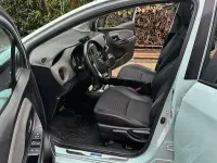 Usata Toyota Yaris Hybrid Style 75 CV (55 kW) 2015 Blu/azzurro Berlina