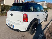 Usata Mini Cooper S Countryman 184 CV (135 kW) 2010 Bianco SUV