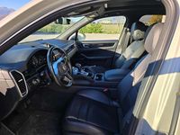 Usata Porsche Cayenne 340 CV (250 kW) 2021 Grigio SUV
