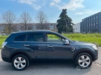 Usata Chevrolet Captiva LT 150 CV (110 kW) 2008 Grigio SUV