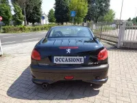 Usata Peugeot 206 CC 109 CV (80 kW) 2003 Nero Cabrio