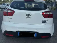 Usata Kia Rio 75 CV (55 kW) 2015 Berlina
