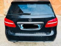 Usata Mercedes B180 116 CV (85 kW) 2015 Nero Utilitaria