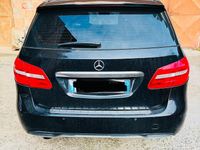 Usata Mercedes B180 116 CV (85 kW) 2016 Nero Monovolume
