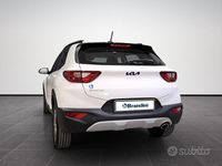 Usata Kia Stonic Style 84 CV (61 kW) 2023 Bianco SUV