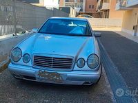 Usata Mercedes E200 136 CV (100 kW) 1998 Berlina
