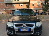 Usata VW Touareg 174 CV (127 kW) 2008 Nero SUV