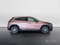 Usata Mercedes GLA200 Premium 150 CV (110 kW) 2023 Ros gold met. SUV