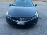 Usata Volvo S60 Summum 115 CV (84 kW) 2012 Nero Berlina